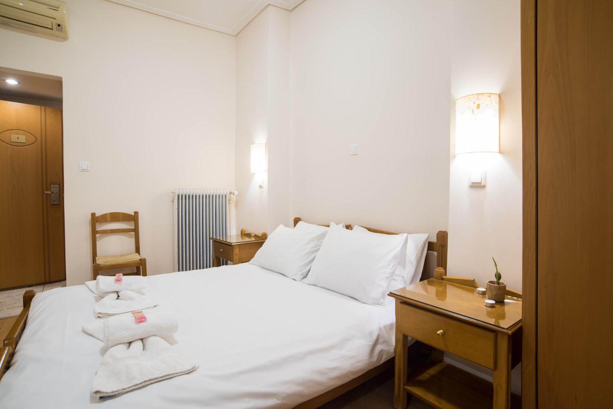 Tholos Hotel Delphes Extérieur photo